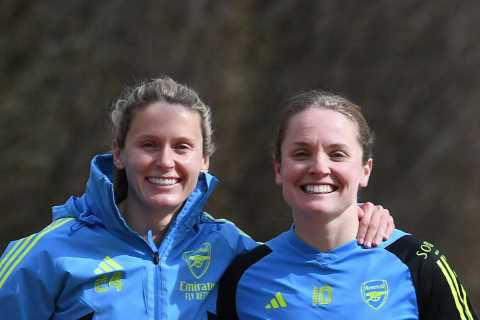 Arsenal's Kim Little Aims for Back-to-Back Conti Cup Triumphs Against Chelsea