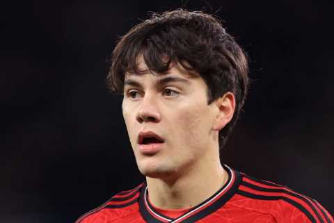 Man Utd wonderkid could leave Old Trafford over broken promise in summer transfer