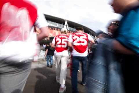 Arsenal Fans Spotted Wearing Champions League Winners Shirts... and People Are Losing Their Minds