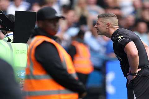 VAR Drama Strikes Again: Liverpool vs Arsenal Gets Last-Minute Official Swap After Yesterday's Chelsea Mess
